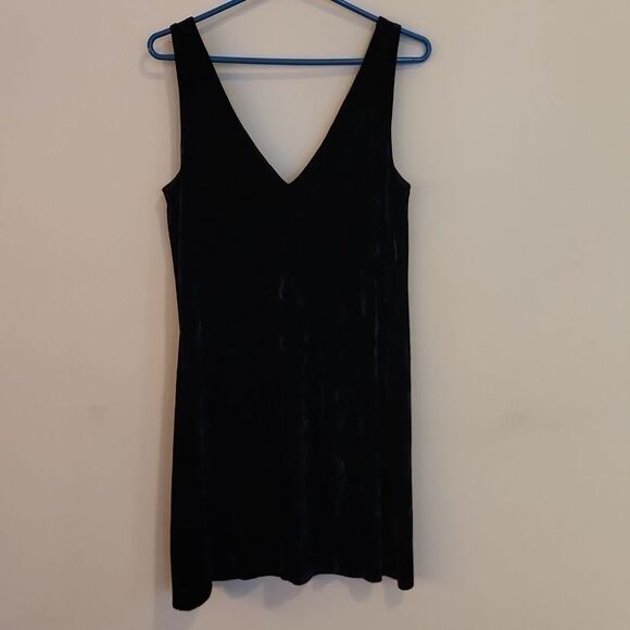 EUC Lord&Taylor Velour Shift Dress Size M - Picture 3 of 5